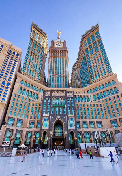 Makkah hotels overlooking the Kaaba.